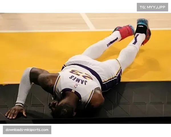 尼斯官方确认:队内头号射手莫菲因脚踝扭伤将缺席未来三周比赛 尼斯官方确认:队内头号射手莫菲因脚踝扭伤将缺席未来三周比赛